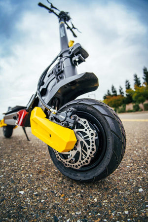 TOOINS X2 3000W Dual Motor Electric Scooter - Hydraulic Brakes & Suspension