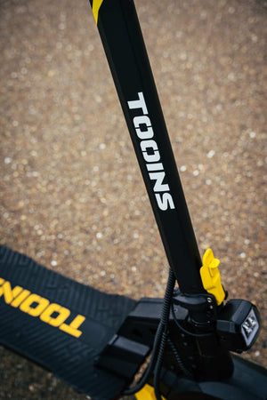 TOOINS X2 3000W Dual Motor Electric Scooter - Hydraulic Brakes & Suspension